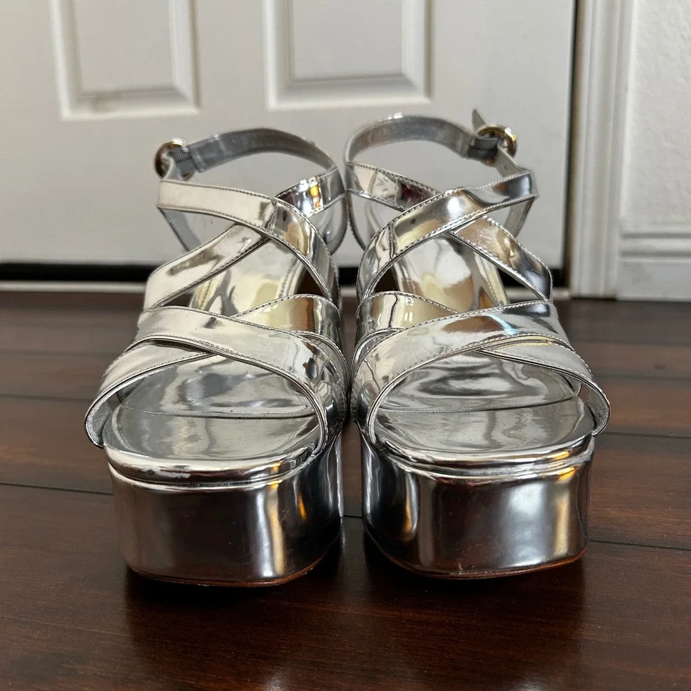 NWOB Larroude Bee Chunky Platform Shoes Women size 11 Block Heel Strappy Silver